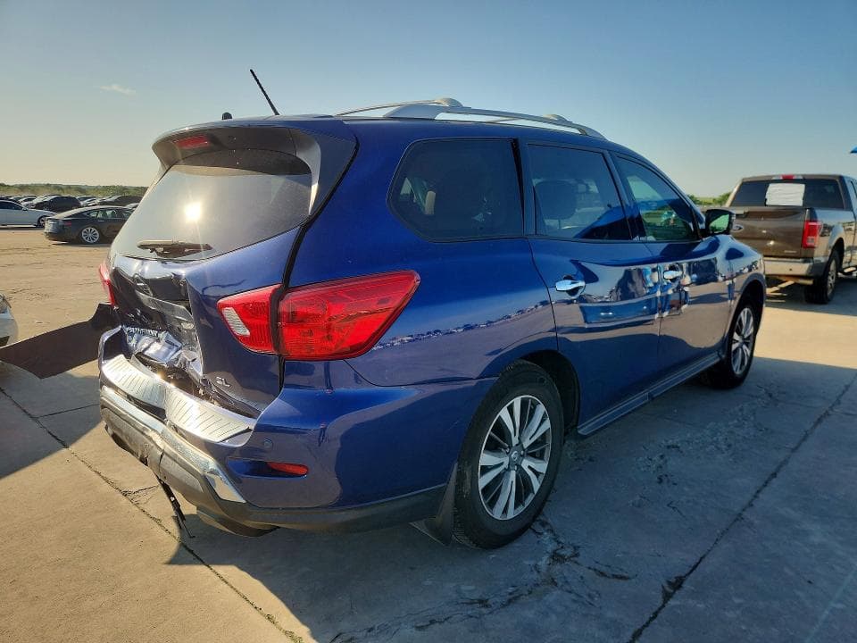 2017 NISSAN PATHFINDER SL 3
