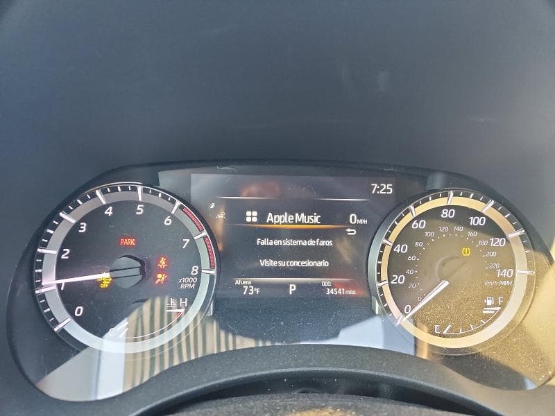 2023 TOYOTA HIGHLANDER LE 9