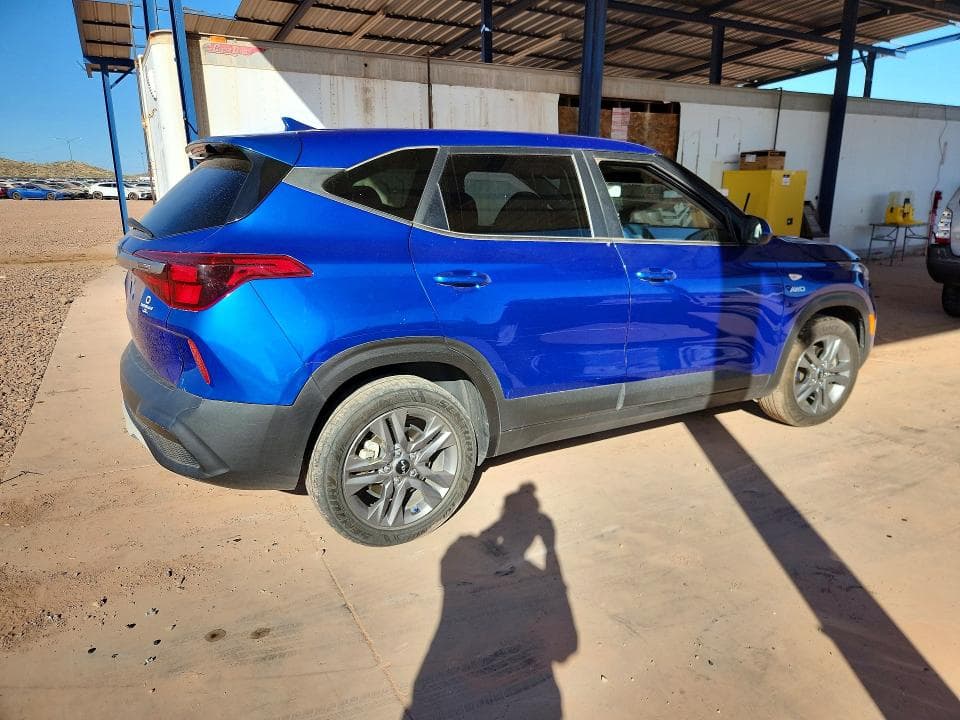 2022 KIA SELTOS LX 3