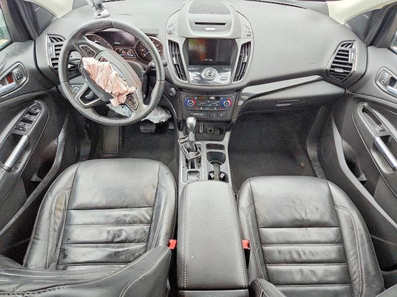 2017 FORD ESCAPE TITANIUM 8