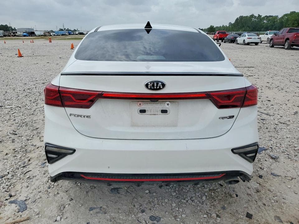 2021 KIA FORTE GT LINE 6