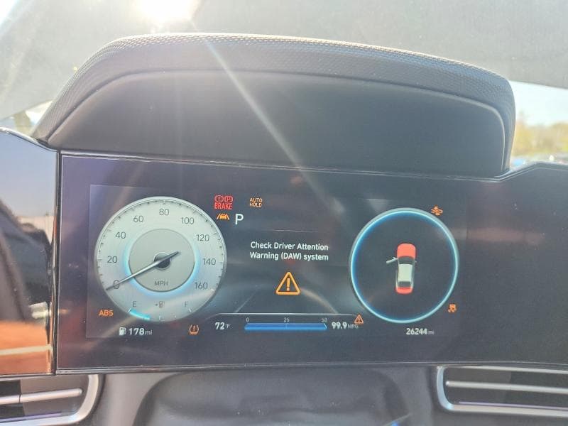 2023 HYUNDAI ELANTRA LIMITED 9