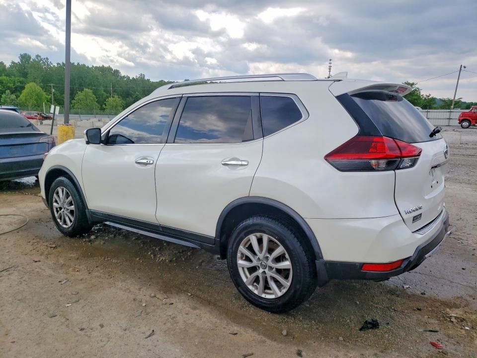 2018 NISSAN ROGUE SV 2