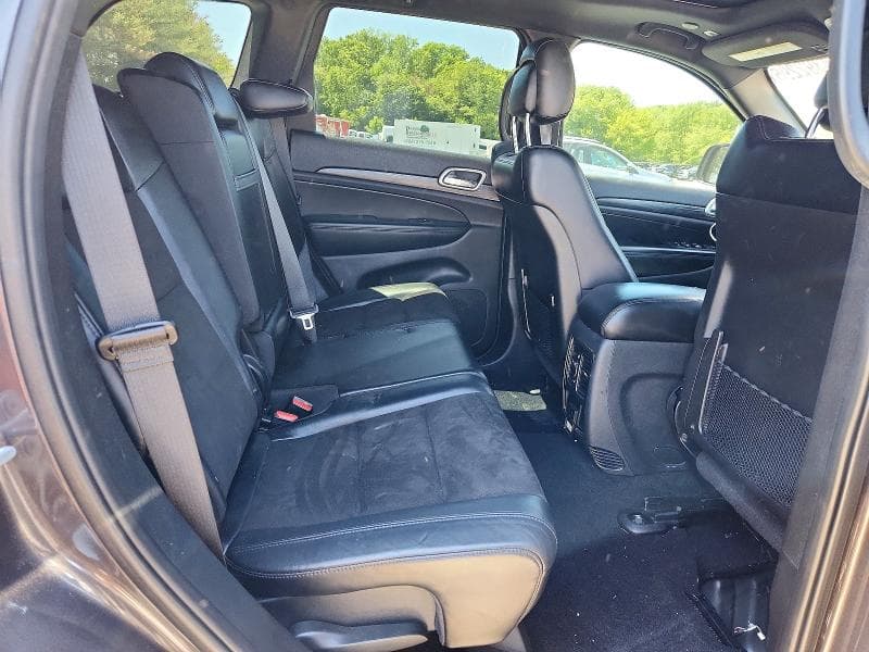 2019 JEEP GRAND CHEROKEE LAREDO 10