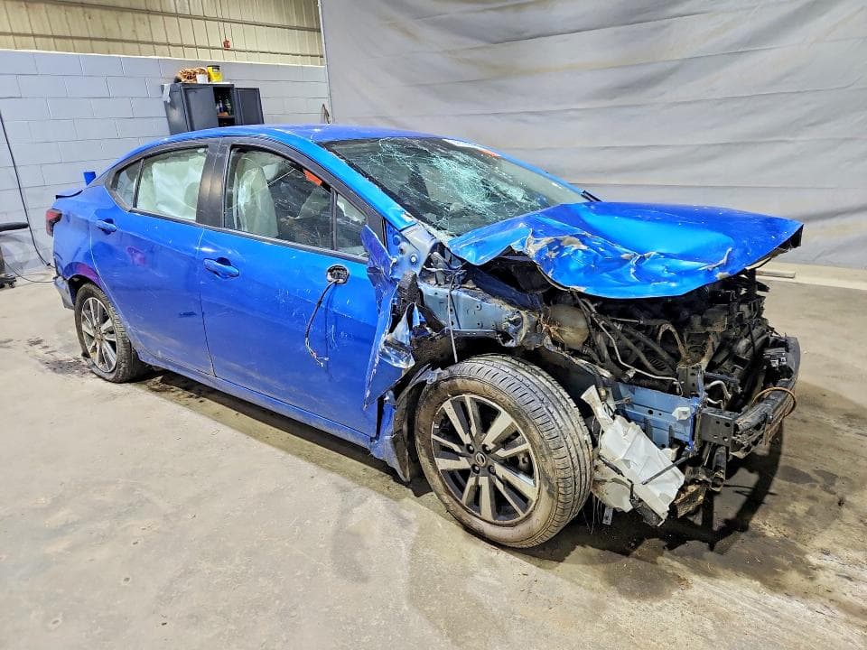 2020 NISSAN VERSA SV 4