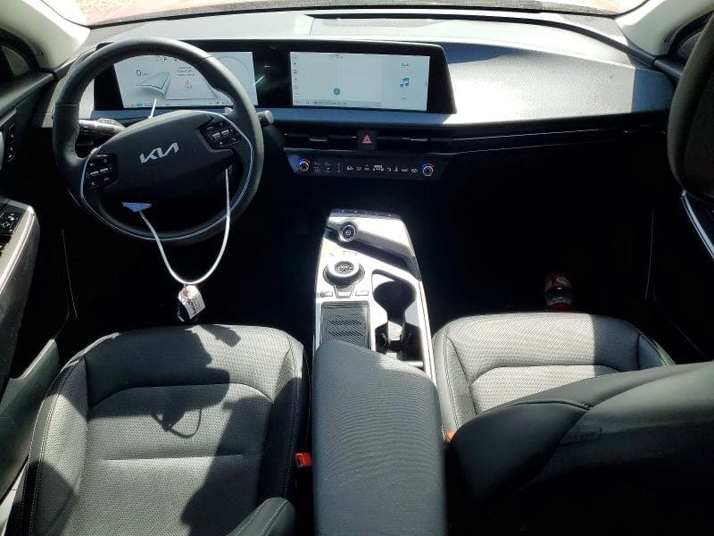 2024 KIA EV6 WIND 8