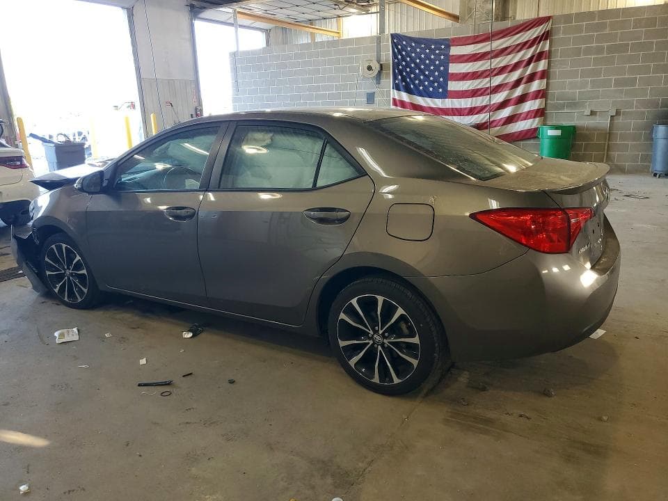 2019 TOYOTA COROLLA SE 2