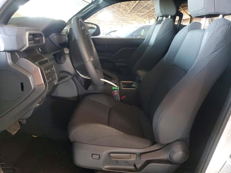 2025 TOYOTA 4RUNNER SR5 7