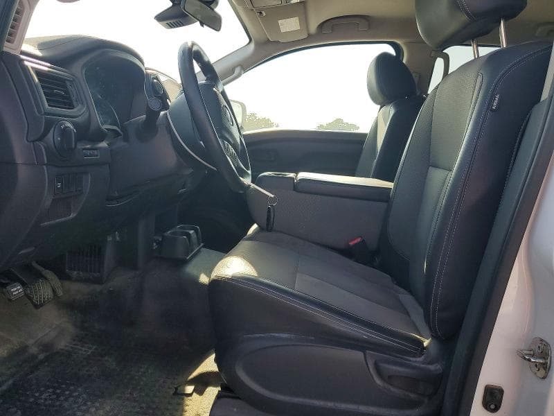 2021 NISSAN TITAN S 7