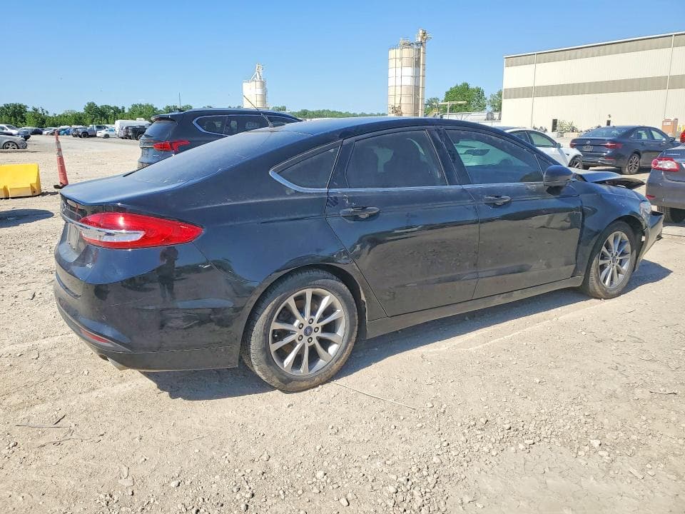 2017 FORD FUSION SE 3