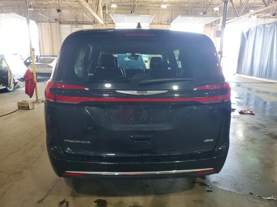 2023 CHRYSLER PACIFICA TOURING L 6