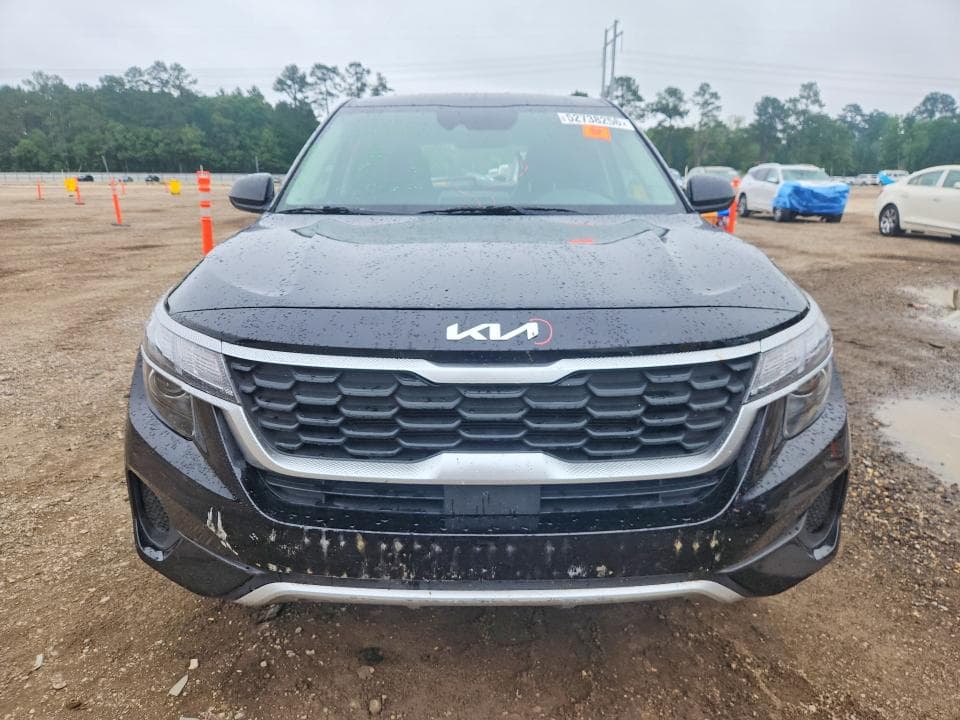 2022 KIA SELTOS LX 5