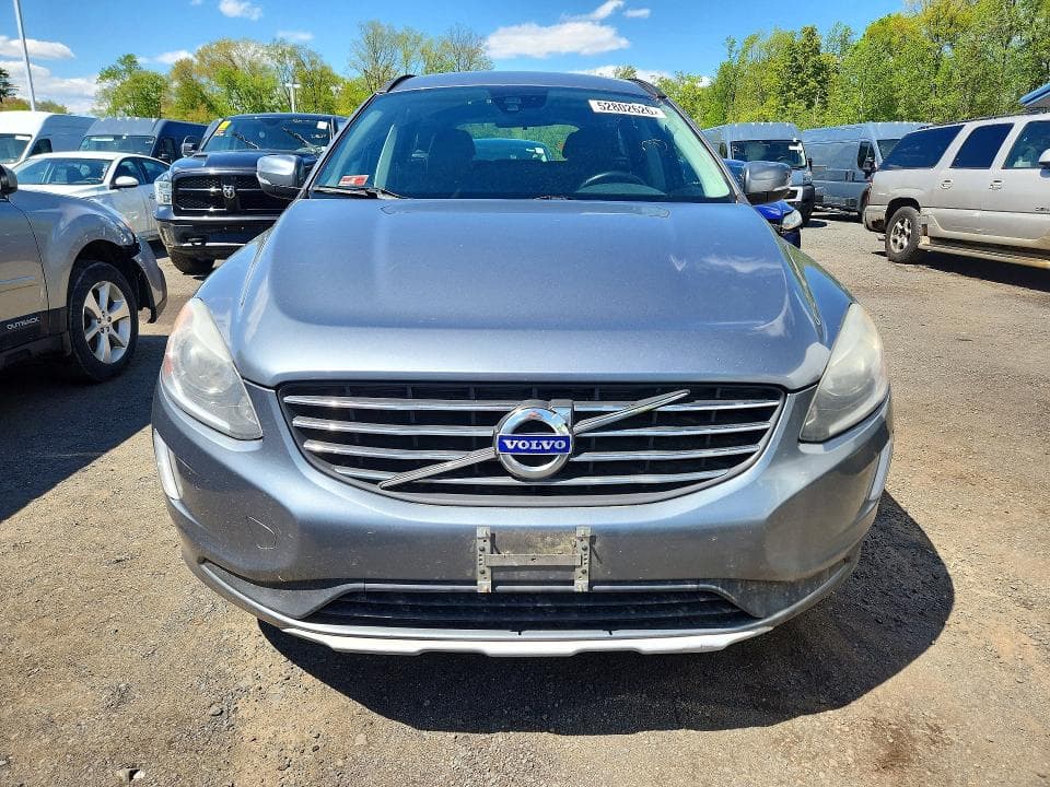 2017 VOLVO XC60 5