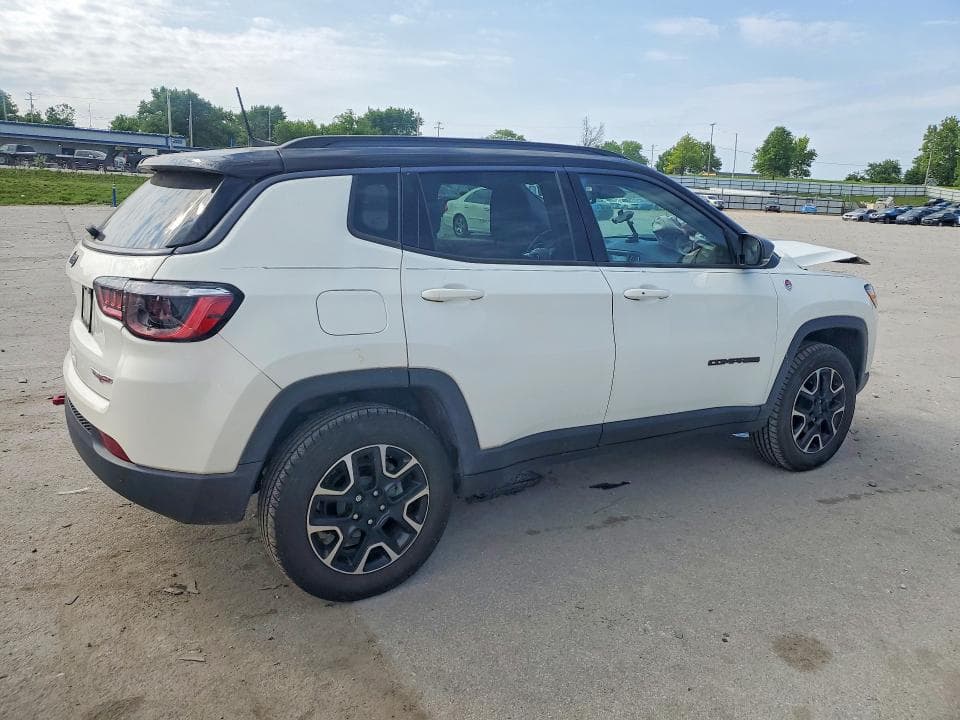 2021 JEEP COMPASS 3