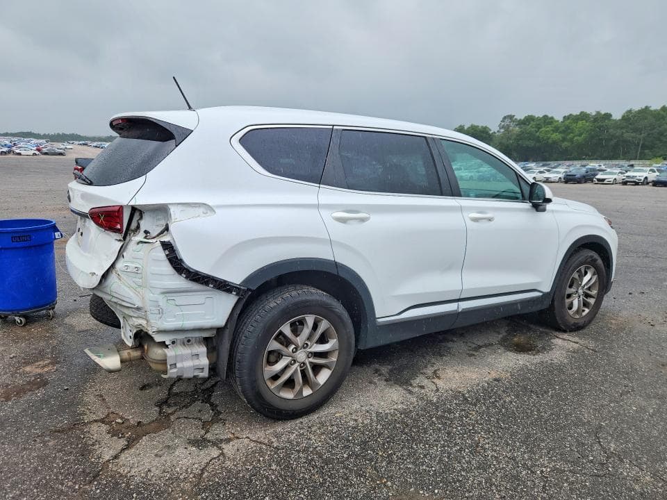 2020 HYUNDAI SANTA FE SE 3