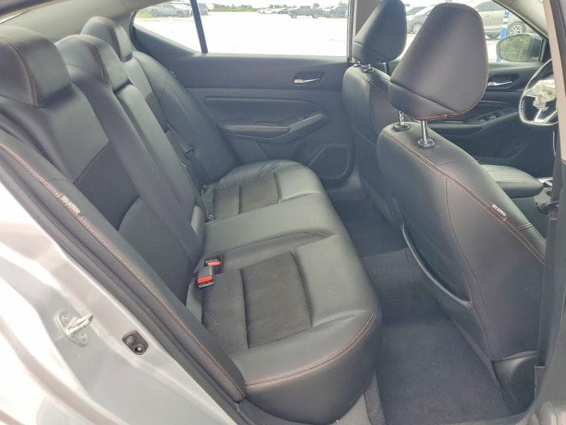 2022 NISSAN ALTIMA SR 10