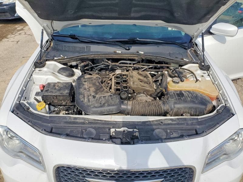 2019 CHRYSLER 300 TOURING 11