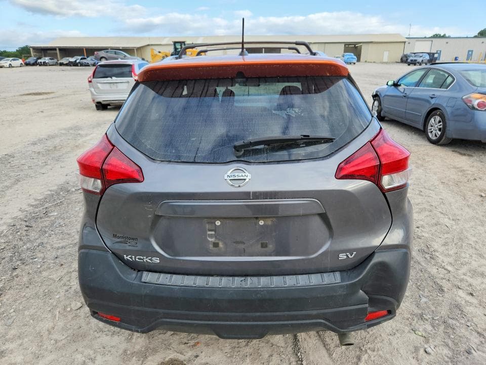 2018 NISSAN KICKS SV 6