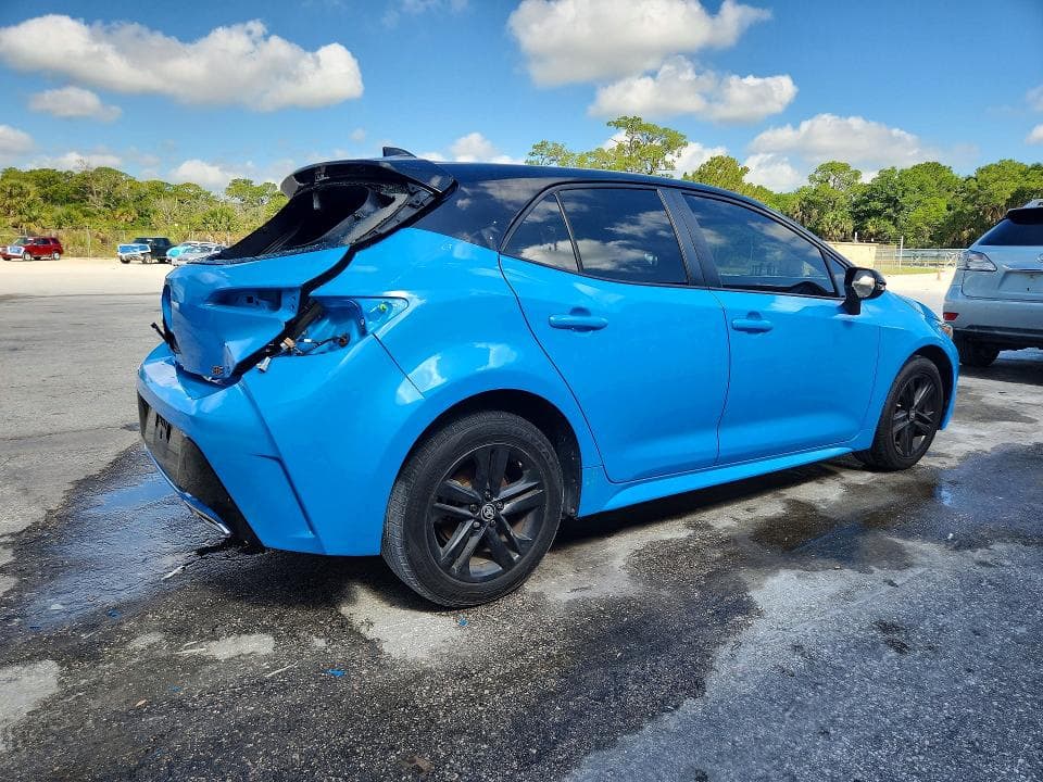 2021 TOYOTA COROLLA HATCHBACK SE 3