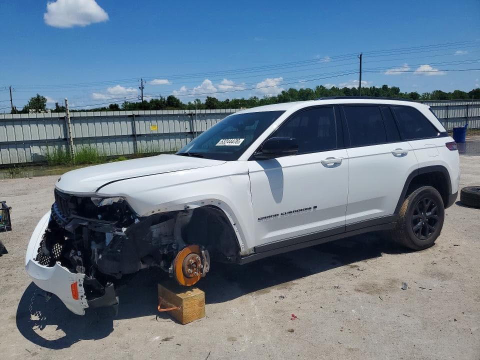 2024 JEEP CHEROKEE - 1