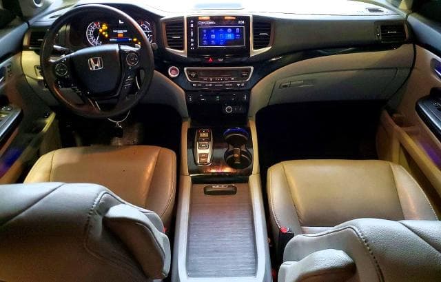2018 HONDA PILOT TOURING 8