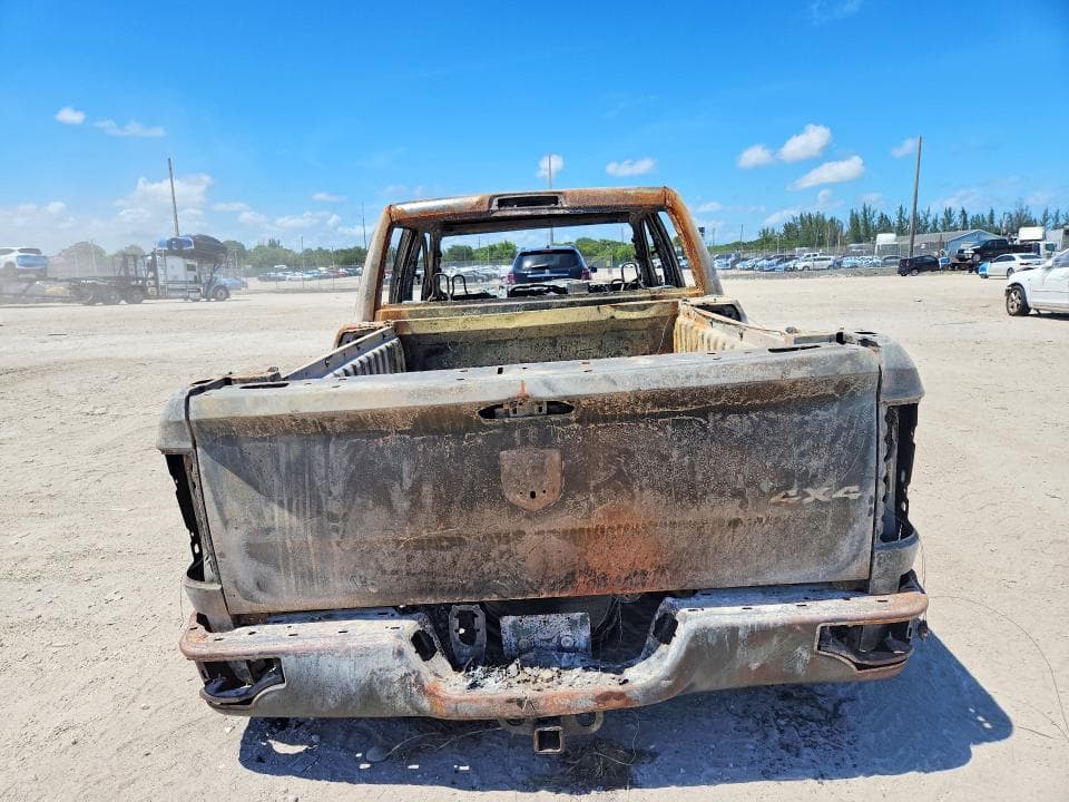 2021 RAM 1500 CLASSIC TRADESMAN 6