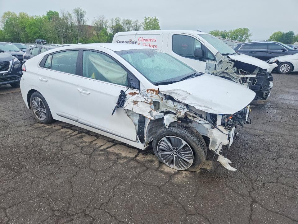 2021 HYUNDAI IONIQ SEL 4