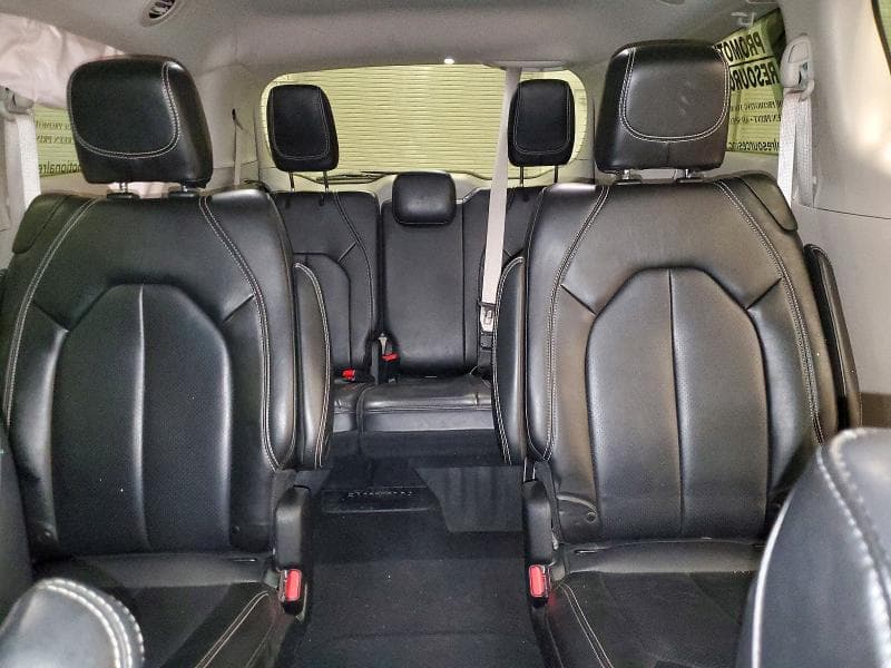 2023 CHRYSLER PACIFICA TOURING L 10