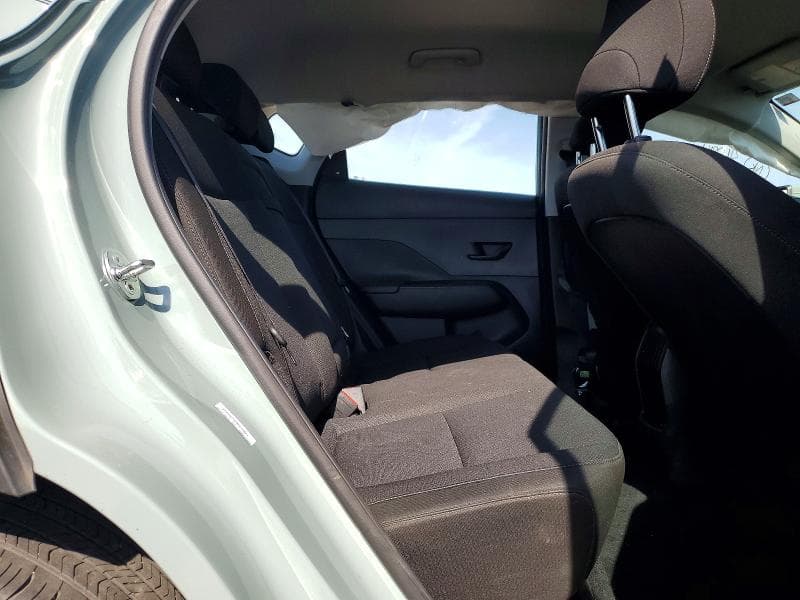 2025 HYUNDAI KONA SE 11