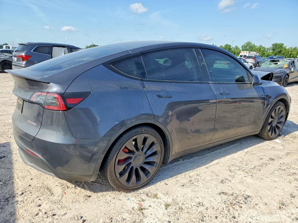 2023 TESLA MODEL Y 3