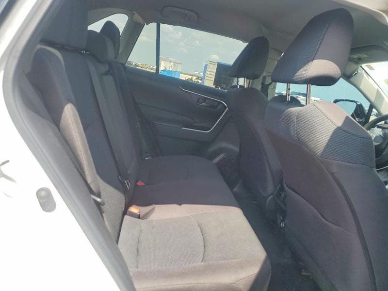 2023 TOYOTA RAV4 LE 11