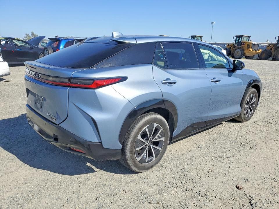 2023 LEXUS RZ 450E 3