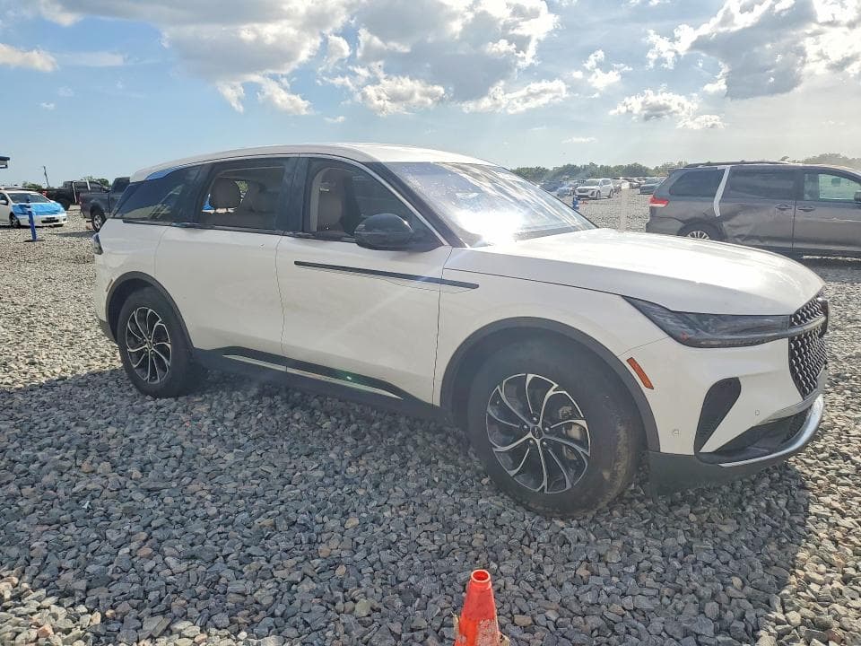 2024 LINCOLN NAUTILUS PREMIERE 4
