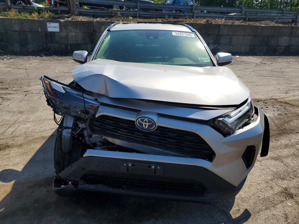 2023 TOYOTA RAV4 LE 5