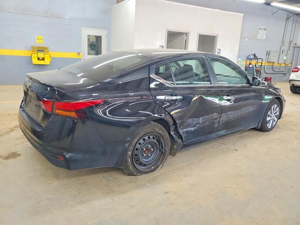 2024 NISSAN ALTIMA S 3