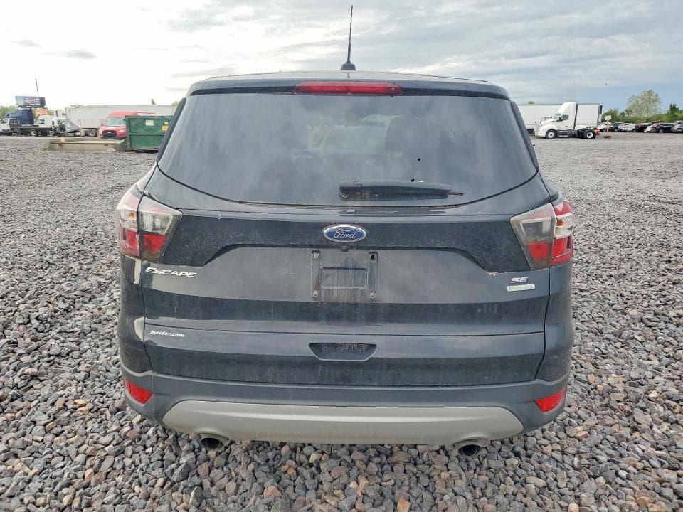2017 FORD ESCAPE SE 6