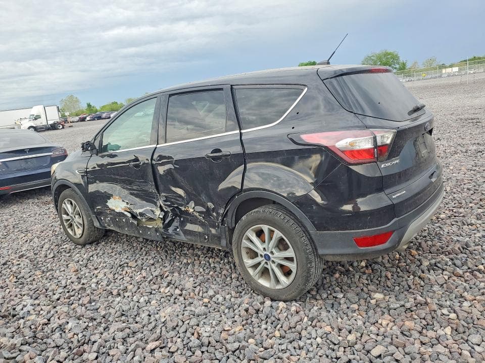 2017 FORD ESCAPE SE 2