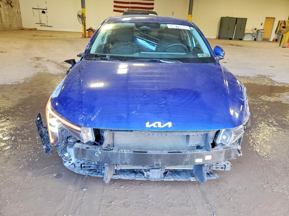 2025 KIA K4 LXS 5