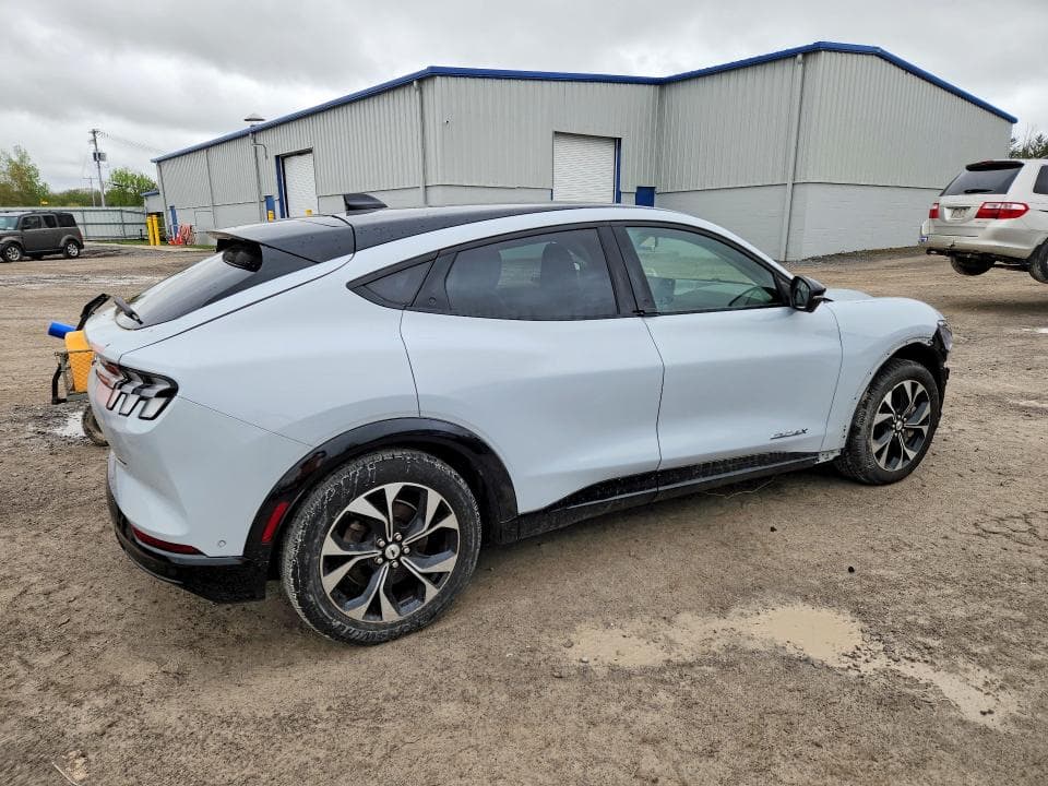 2021 FORD MUSTANG MACH-E PREMIUM 3