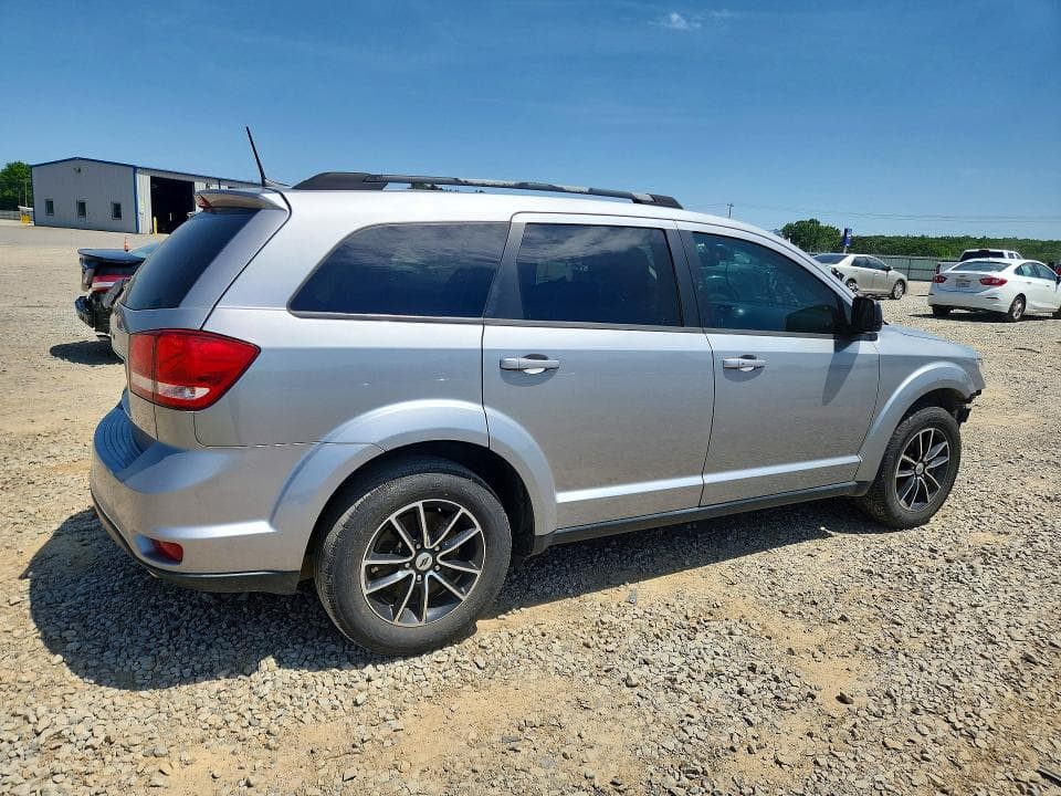 2018 DODGE JOURNEY SXT 3
