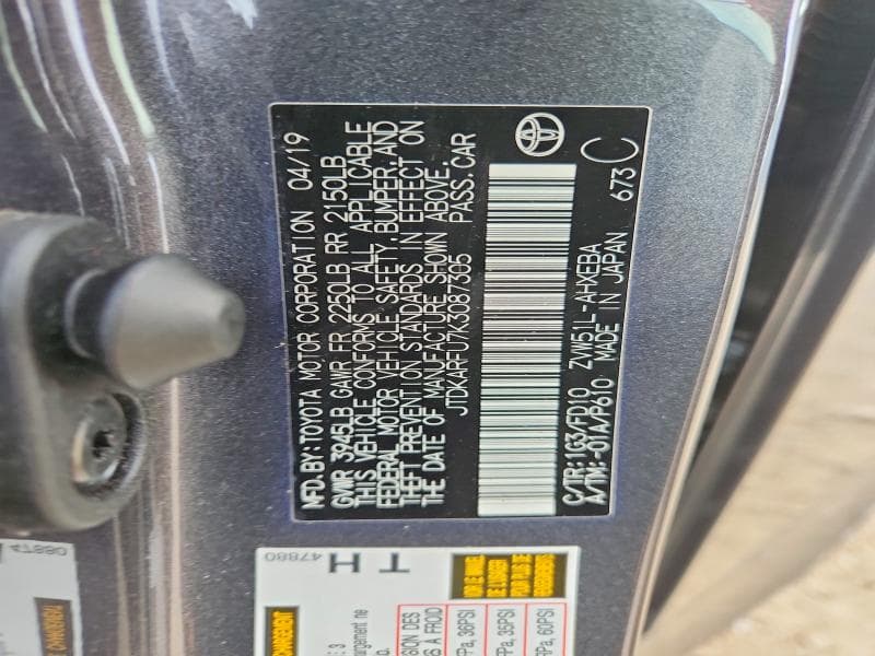 2019 TOYOTA PRIUS LE 13