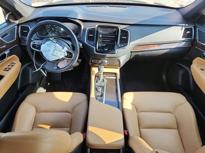 2019 VOLVO XC90 T6 MOMENTUM 8