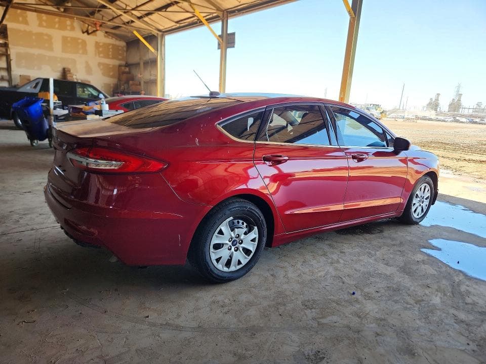 2019 FORD FUSION S 3