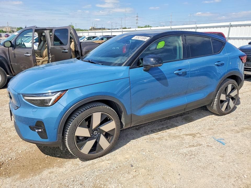 2022 VOLVO C40 P8 RECHARGE ULTIMATE - 1