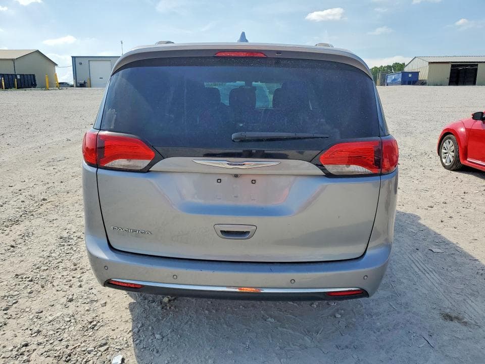 2020 CHRYSLER PACIFICA TOURING L 6