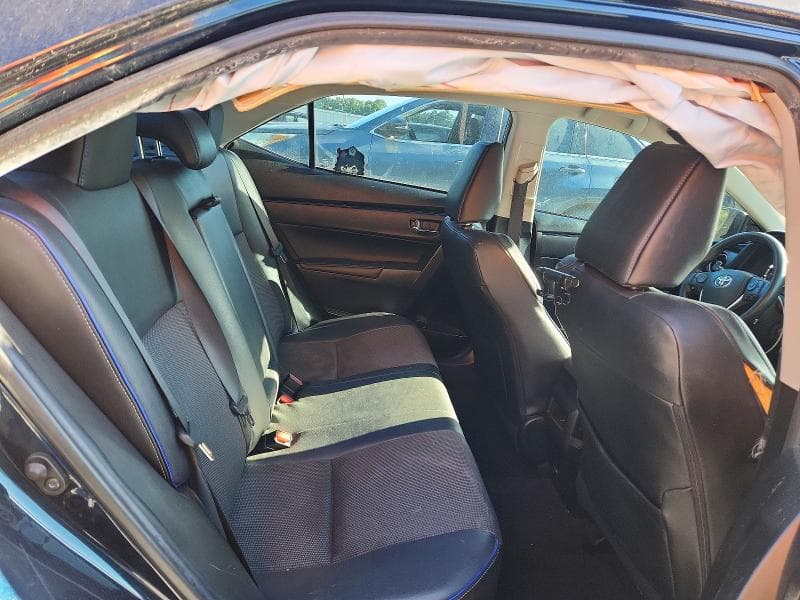 2018 TOYOTA COROLLA SE 10