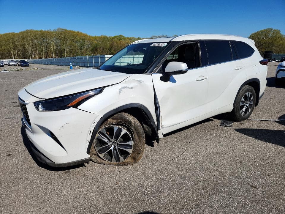 2022 TOYOTA HIGHLANDER