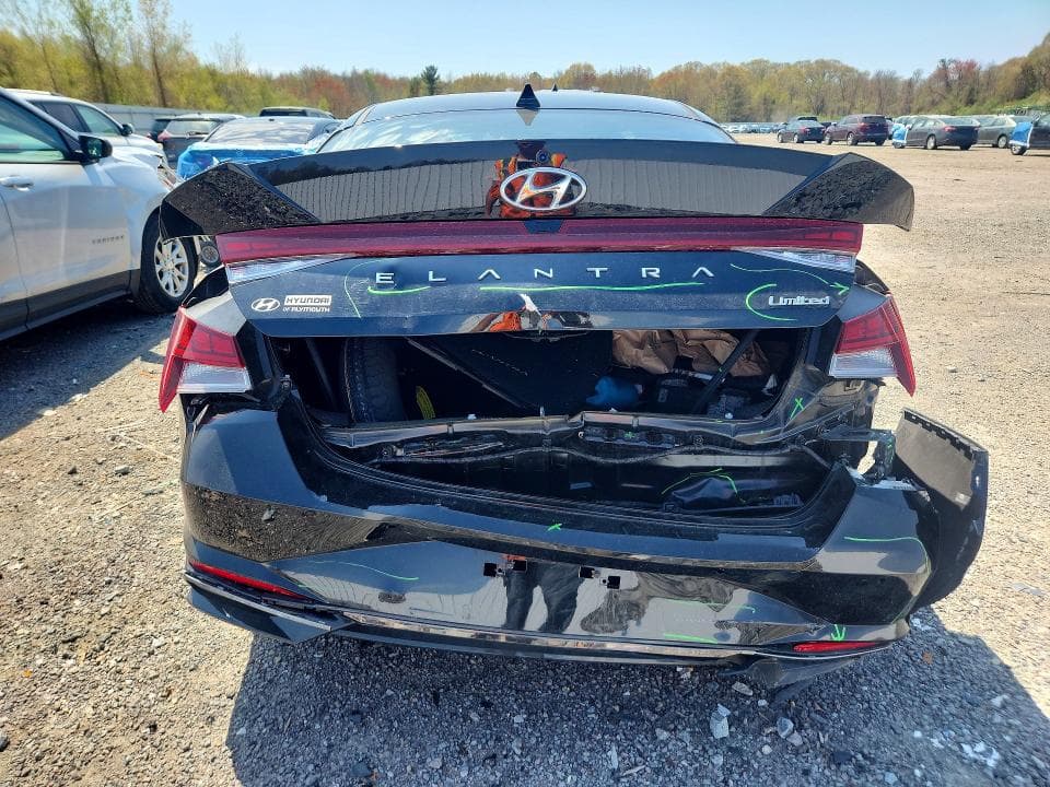 2023 HYUNDAI ELANTRA LIMITED 6