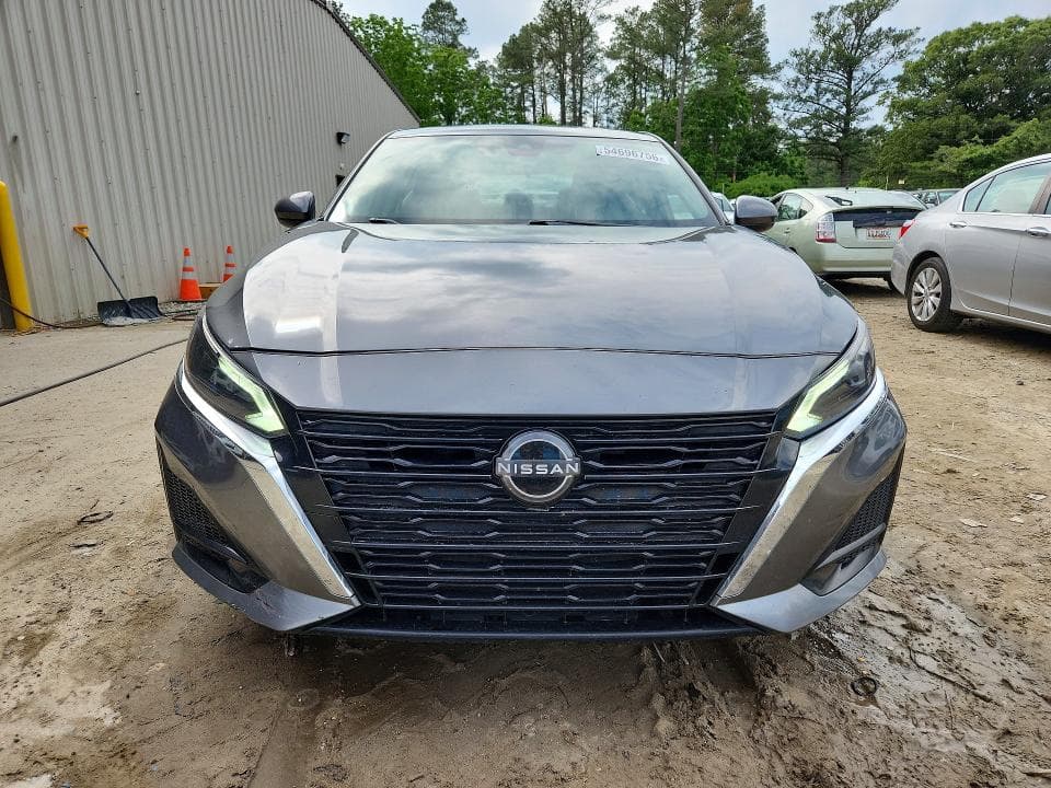 2023 NISSAN ALTIMA SV 5