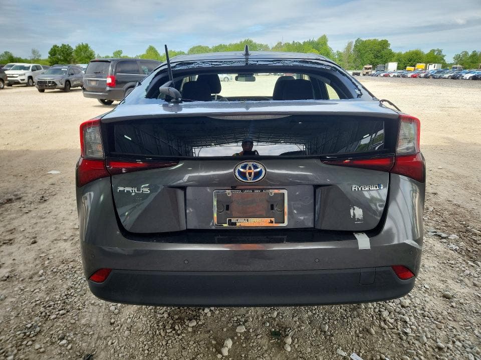 2019 TOYOTA PRIUS LE 6